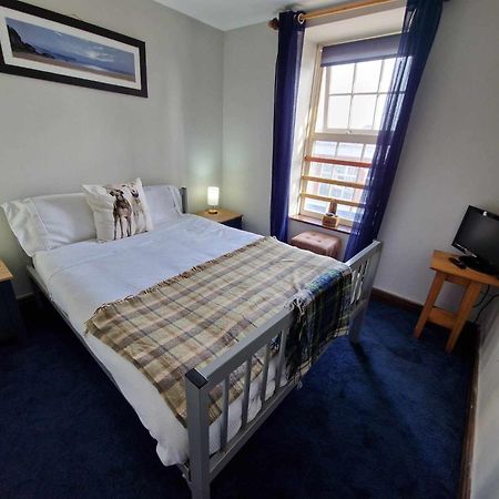 Y Castell Budget Accommodation Pwllheli Bagian luar foto